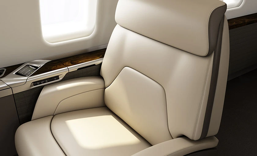 Bombardier Challenger 650 em foto oficial da aeronave